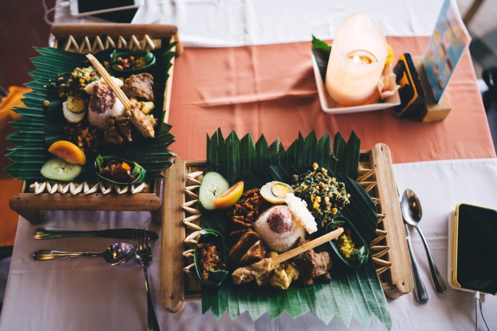 Local warung food in Bali β affordable dining for expats and digital nomads